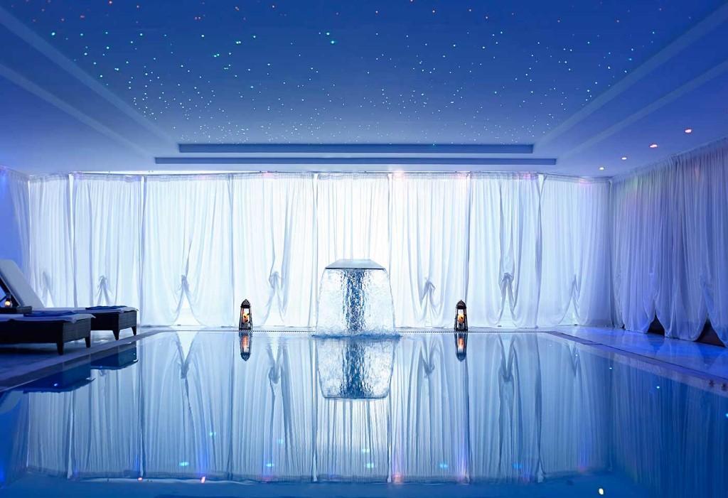 Roda Beach Resort & Spa エクステリア 写真