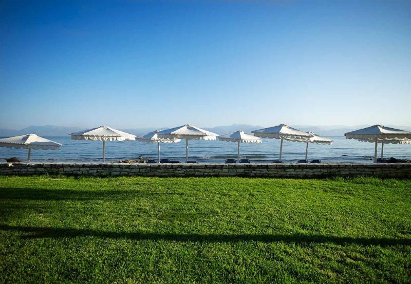 Roda Beach Resort & Spa エクステリア 写真