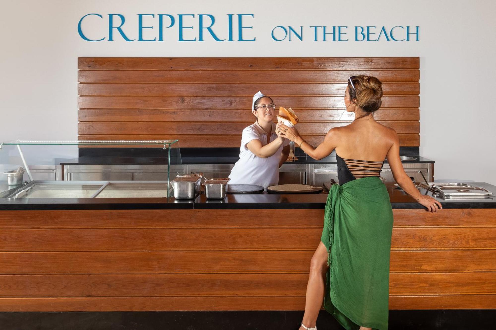 Roda Beach Resort & Spa エクステリア 写真